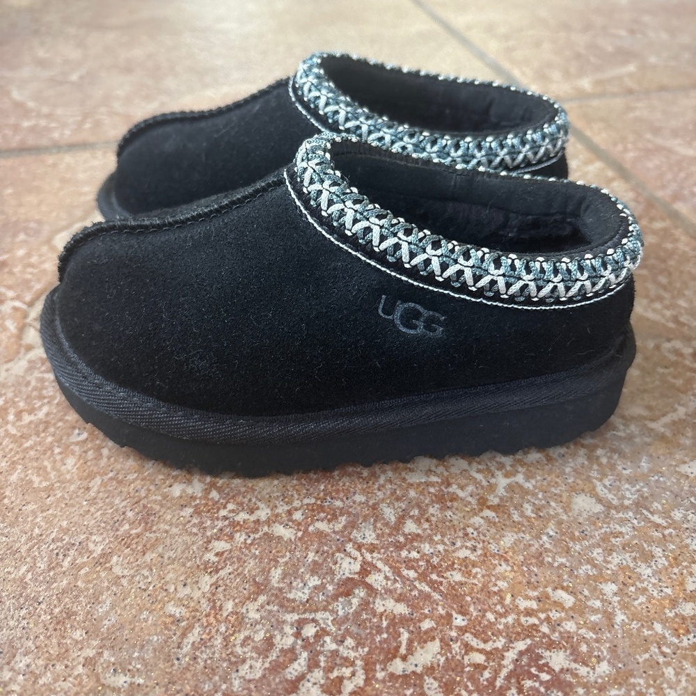 Ugg slippers